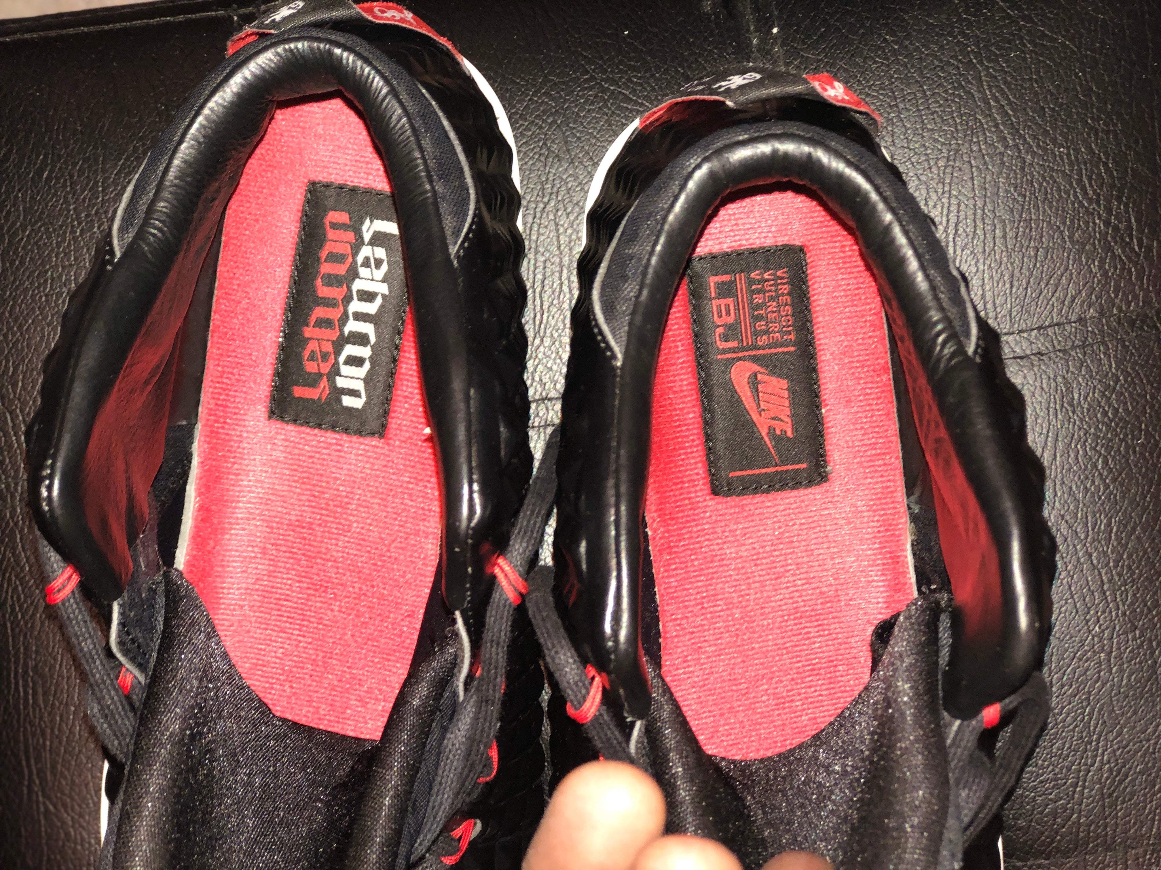Lebron 12 NSW Lifestyle QS 'Black Challenge Red' - Sneaker-Veteranz