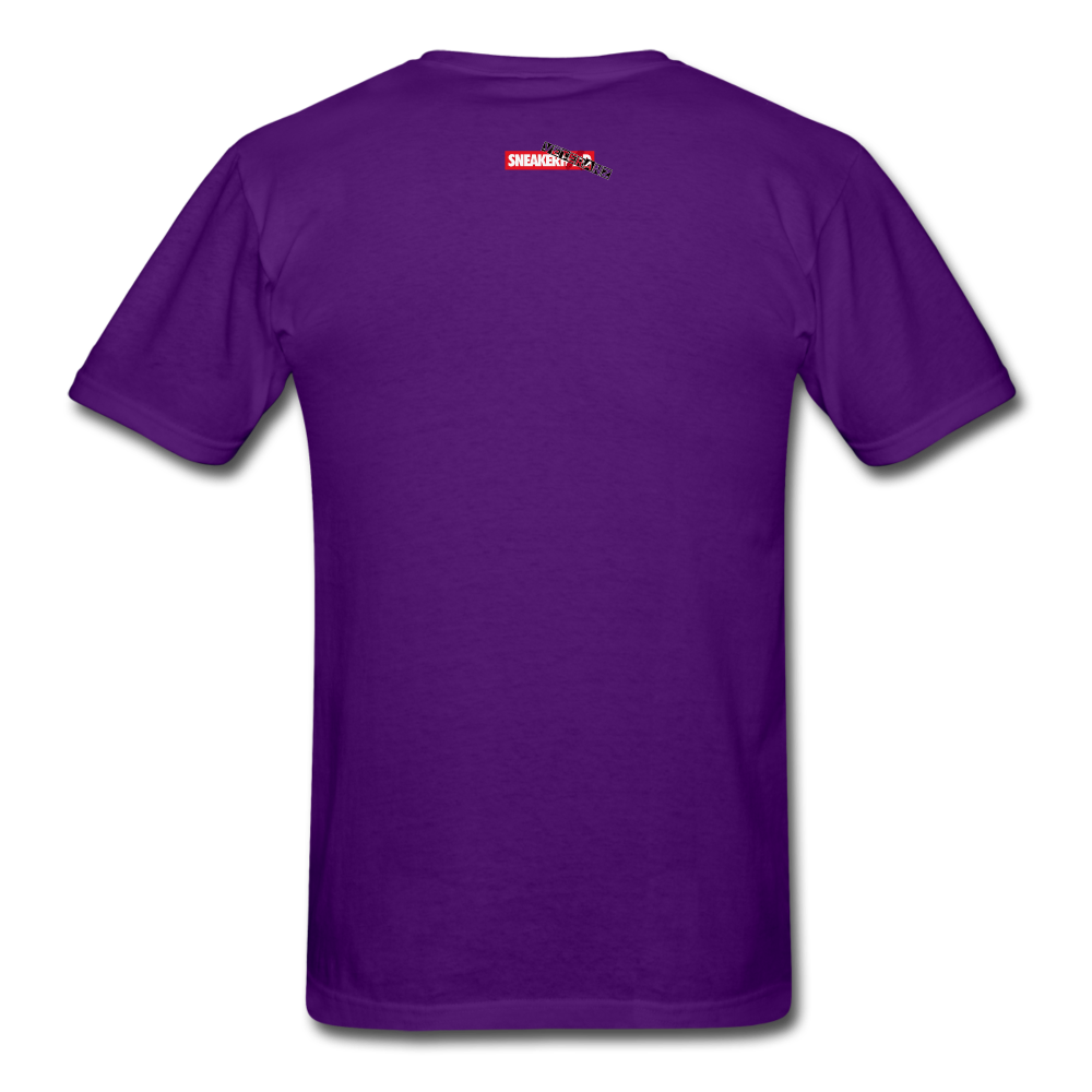 SnkrVet 'Being Black' Unisex Classic T-Shirt - purple